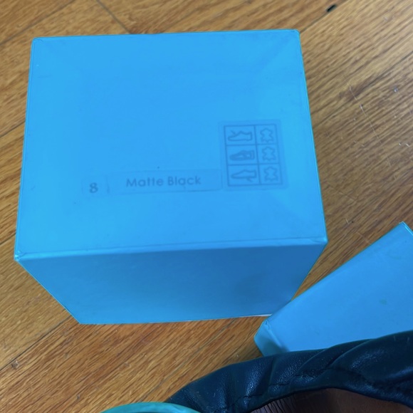 Tieks matte black size 8.  Gentle wear on these.  Will include box - Picture 2 of 3